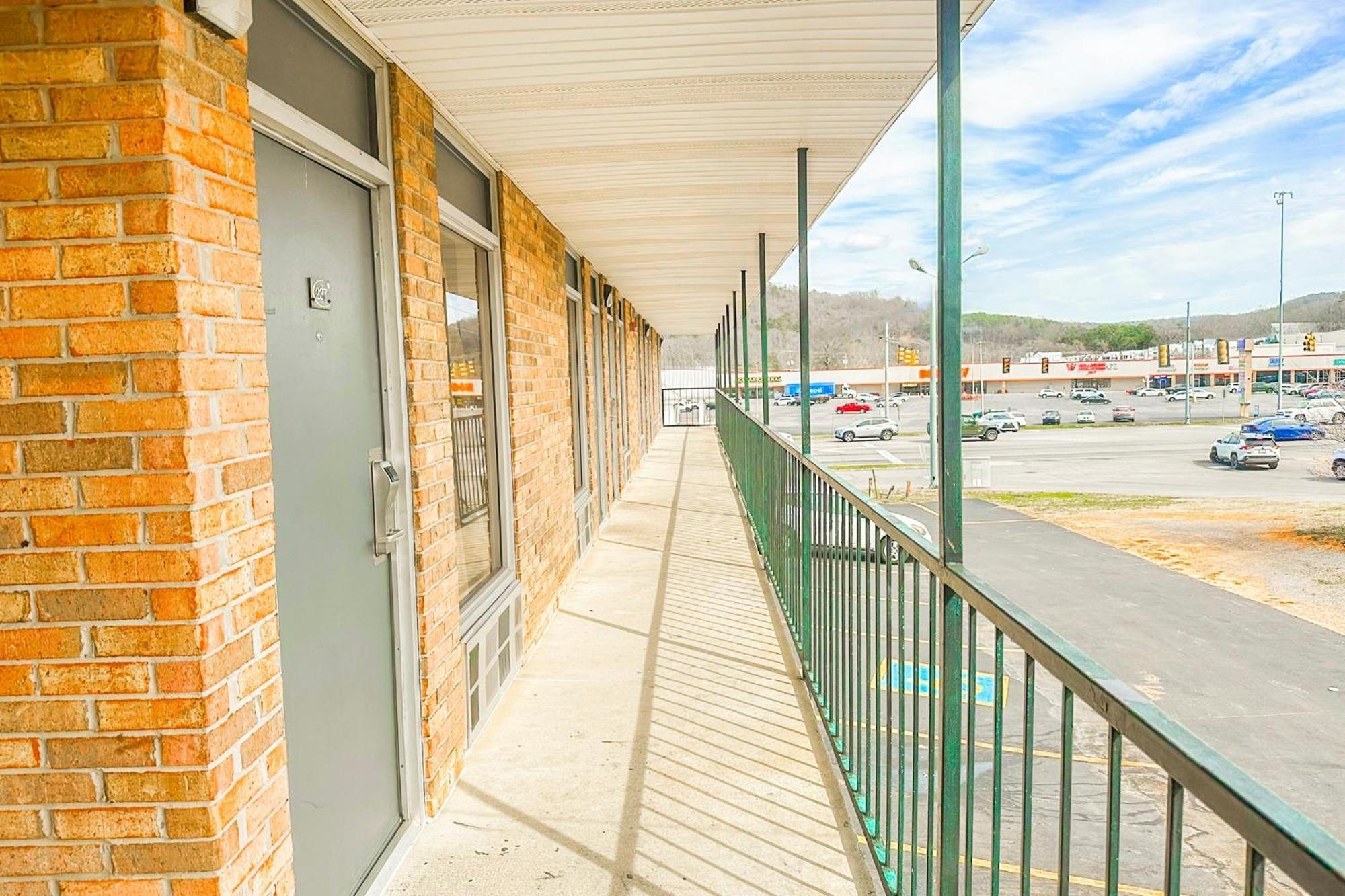 Regal Inn Guntersville By Oyo Hwy 431 Екстер'єр фото