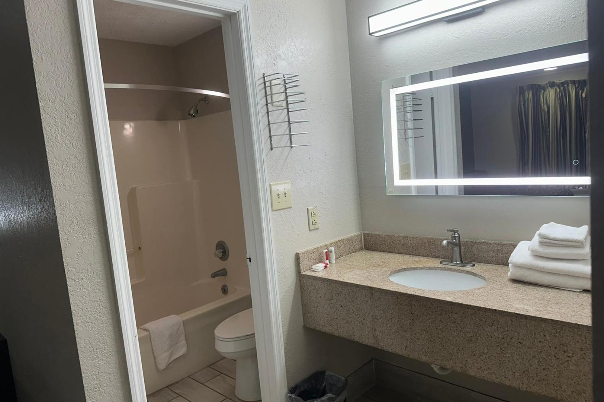 Regal Inn Guntersville By Oyo Hwy 431 Екстер'єр фото