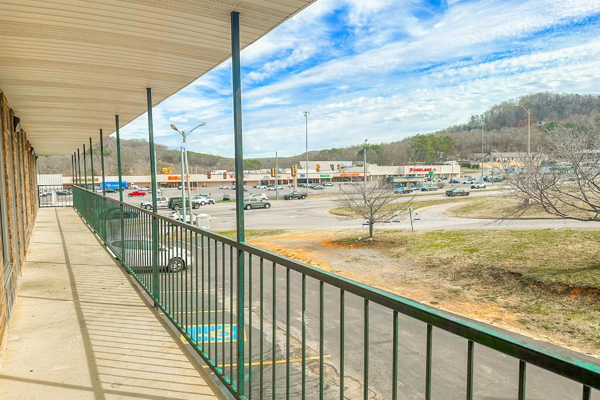 Regal Inn Guntersville By Oyo Hwy 431 Екстер'єр фото