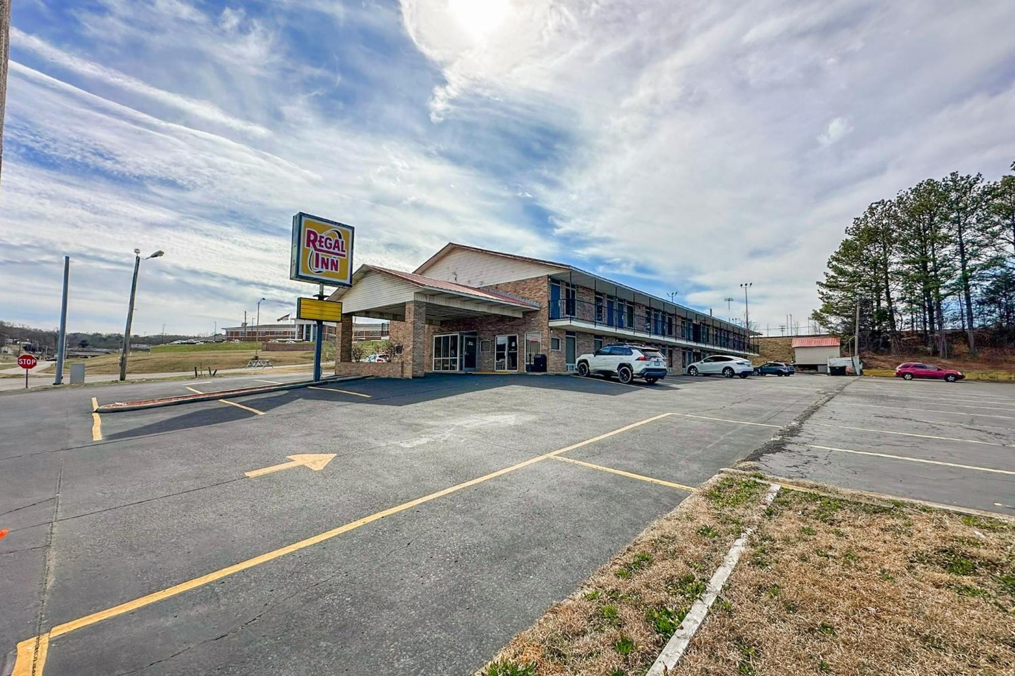 Regal Inn Guntersville By Oyo Hwy 431 Екстер'єр фото
